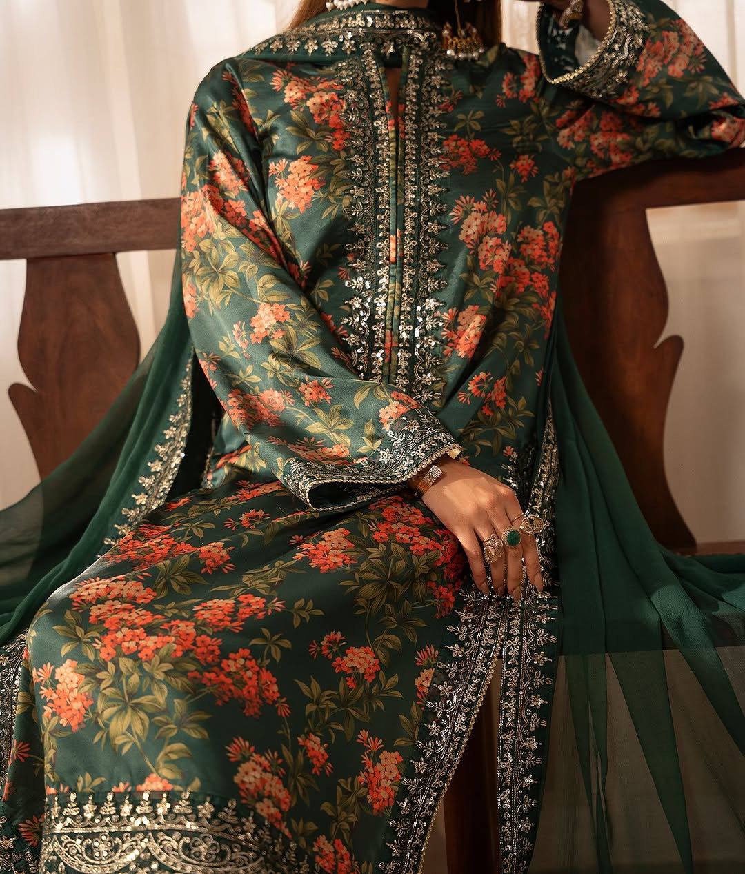 Charming Embroidered Kurta Set for Modern Elegance