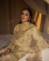 "Elegant Ethno-Kurta Set"