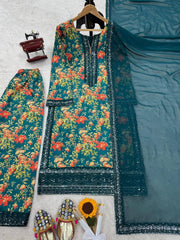 Charming Embroidered Kurta Set for Modern Elegance